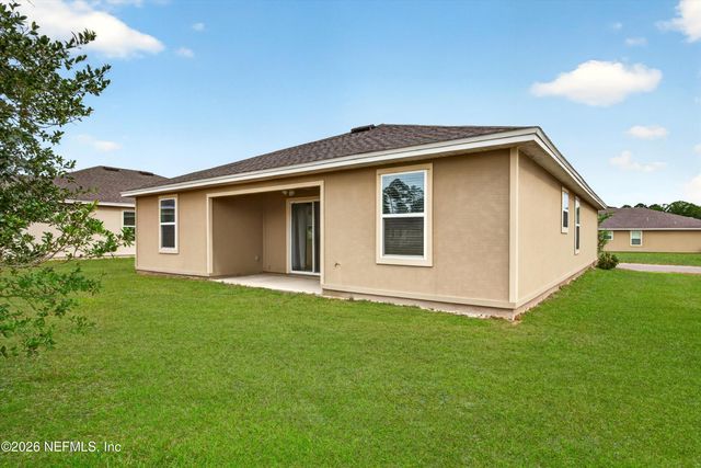 5923 CROSBY LAKE Way E, Macclenny, FL 32063