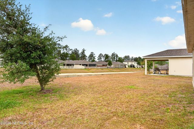 5923 CROSBY LAKE Way E, Macclenny, FL 32063