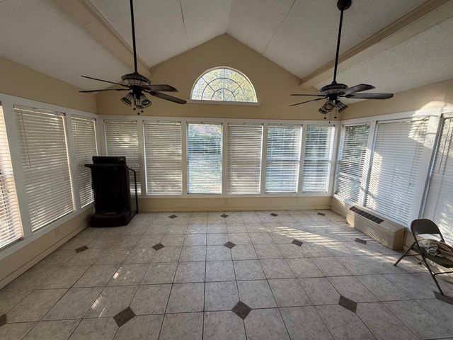 1917 FINLEY RD, Memphis, TN 38116