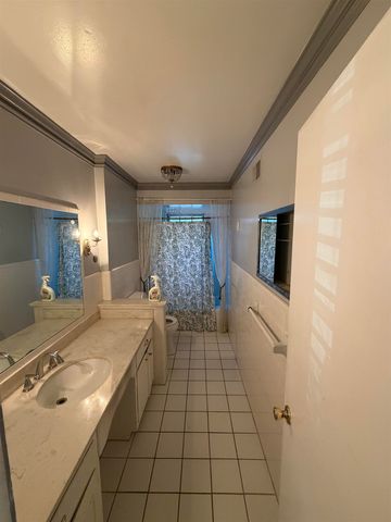 1917 FINLEY RD, Memphis, TN 38116