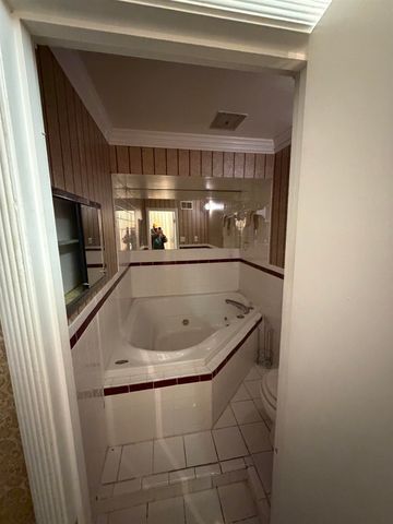 1917 FINLEY RD, Memphis, TN 38116