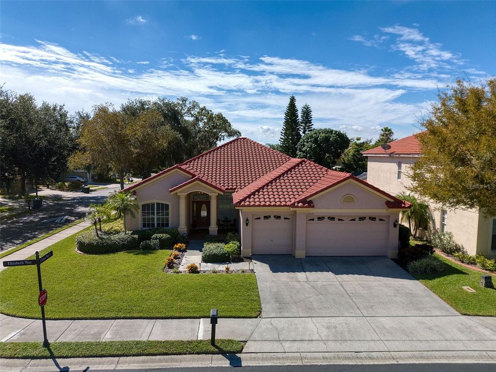 Image 1 of property listing at 2219 ELIZABETH WAY, Dunedin, FL 34698