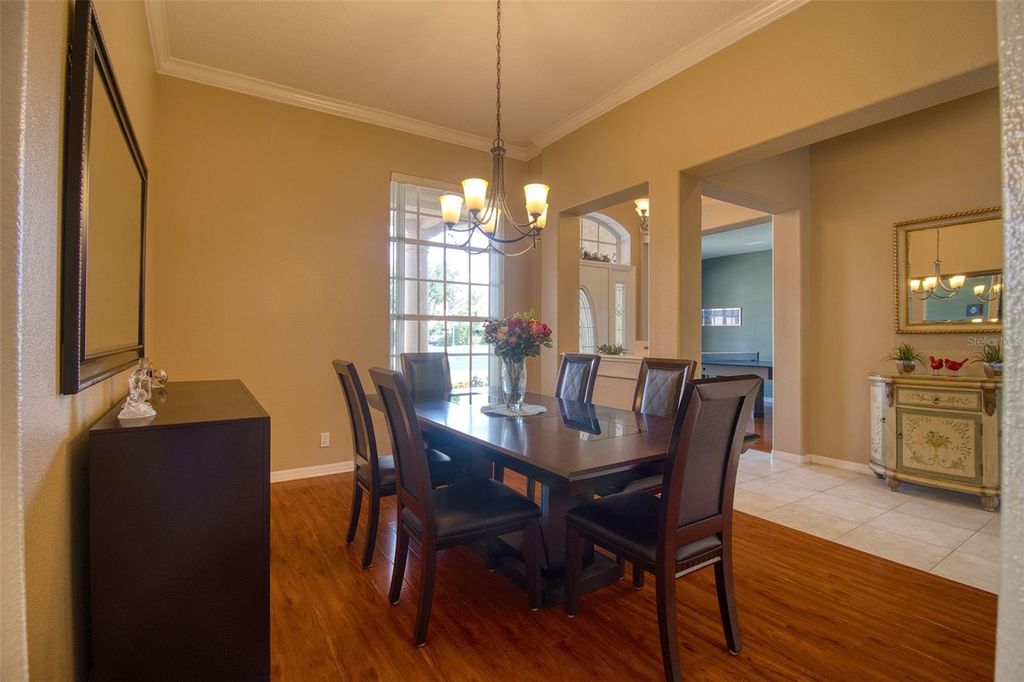 Image 11 of property listing at 2219 ELIZABETH WAY, Dunedin, FL 34698