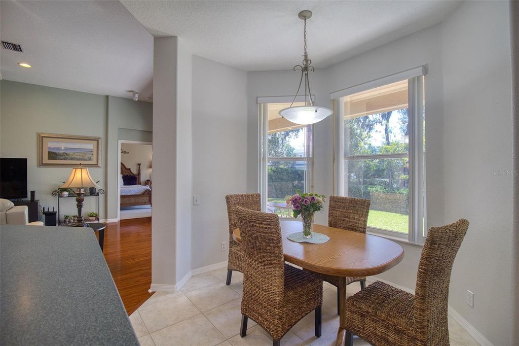 Image 19 of property listing at 2219 ELIZABETH WAY, Dunedin, FL 34698