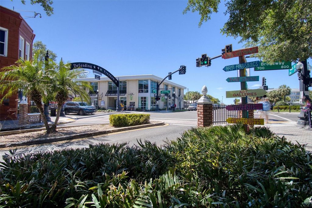 Image 57 of property listing at 2219 ELIZABETH WAY, Dunedin, FL 34698