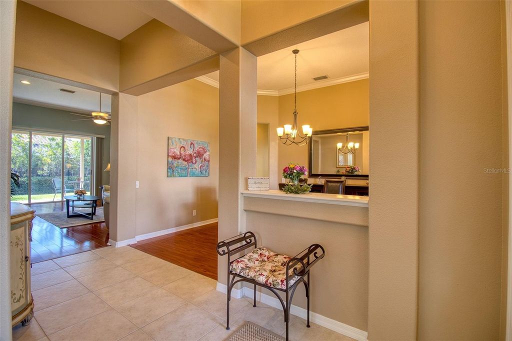 Image 8 of property listing at 2219 ELIZABETH WAY, Dunedin, FL 34698