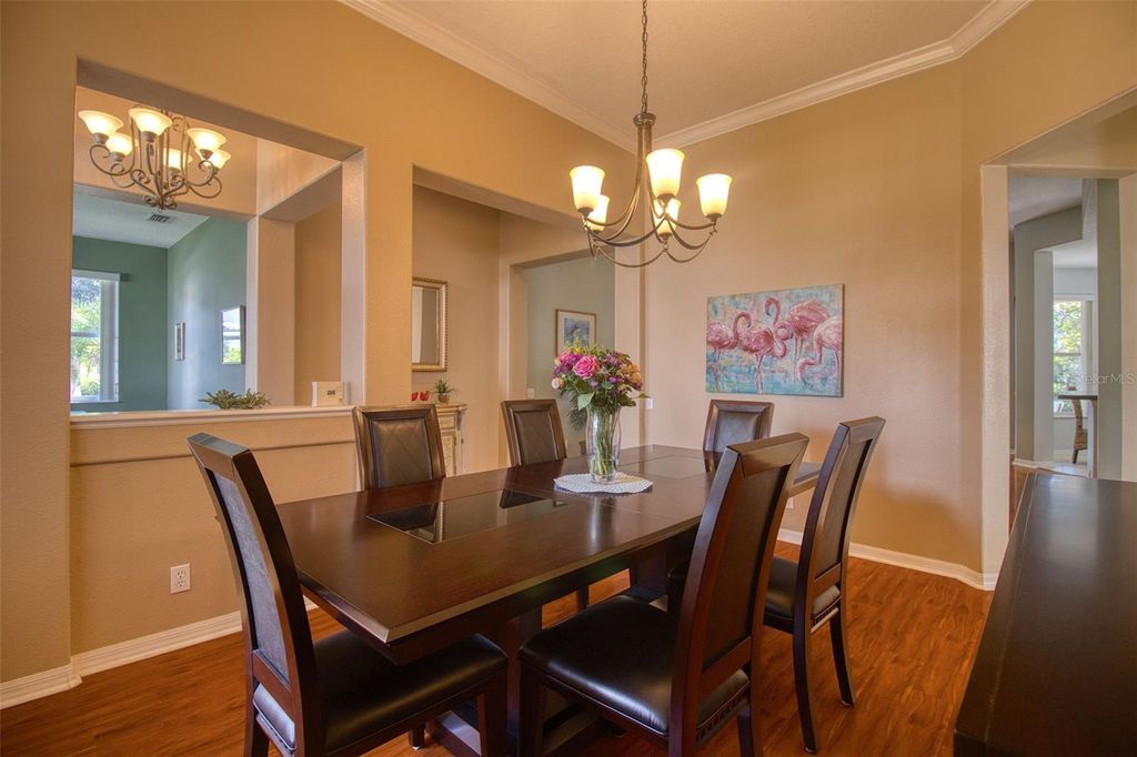 Image 9 of property listing at 2219 ELIZABETH WAY, Dunedin, FL 34698