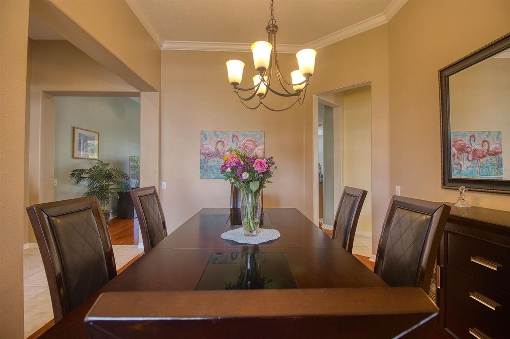 Image 10 of property listing at 2219 ELIZABETH WAY, Dunedin, FL 34698