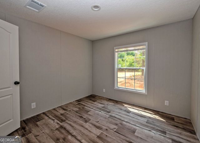 14 Sartain Drive, Commerce, GA 30530