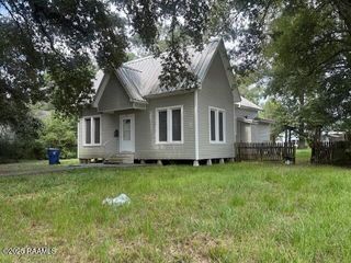 717 East 7th Street, Crowley, LA 70526