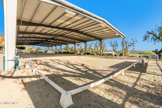 11270 Dominica Avenue, Lakeview Terrace, CA 91342
