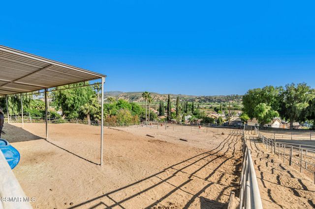 11270 Dominica Avenue, Lakeview Terrace, CA 91342