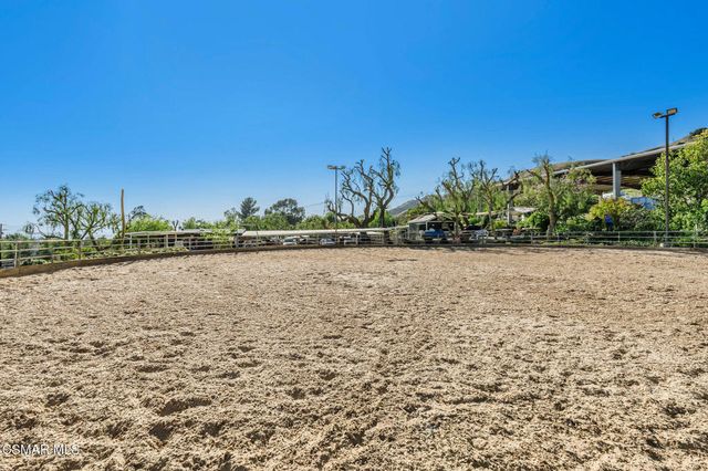 11270 Dominica Avenue, Lakeview Terrace, CA 91342