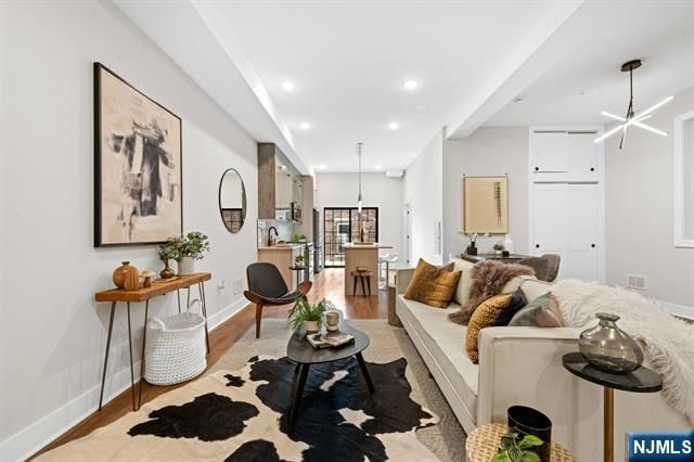 545 Palisade Avenue 2, Jersey City, NJ 07307
