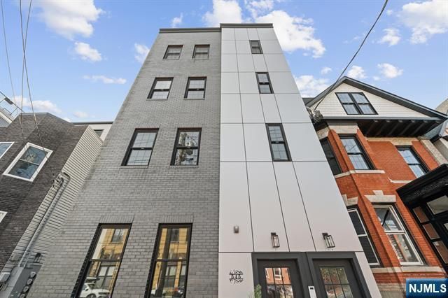 545 Palisade Avenue 2, Jersey City, NJ 07307