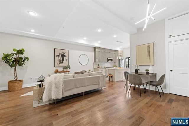 545 Palisade Avenue 2, Jersey City, NJ 07307