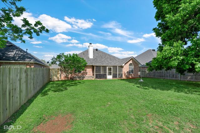 2522 Brookhaven Drive, Bossier City, LA 71111