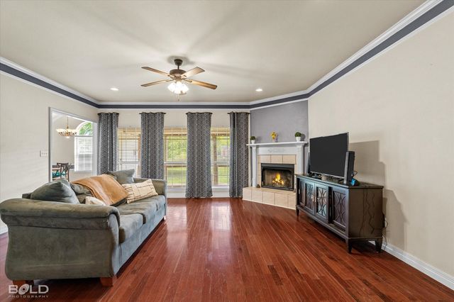 2522 Brookhaven Drive, Bossier City, LA 71111