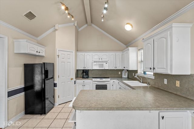 2522 Brookhaven Drive, Bossier City, LA 71111