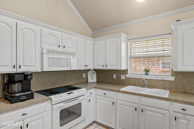 2522 Brookhaven Drive, Bossier City, LA 71111