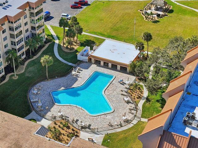 632 EDGEWATER DRIVE 135, Dunedin, FL 34698