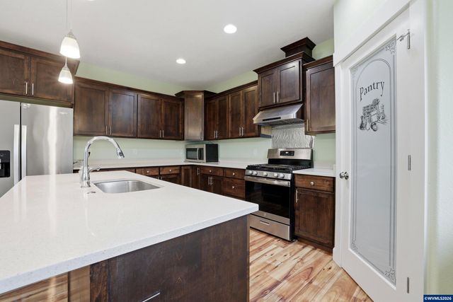 4939 Sergio Pl NE, Salem, OR 97301