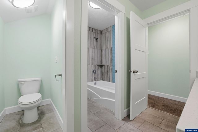 4939 Sergio Pl NE, Salem, OR 97301