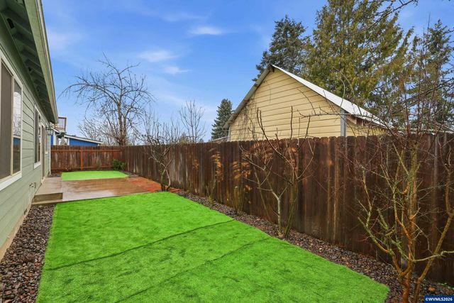 4939 Sergio Pl NE, Salem, OR 97301