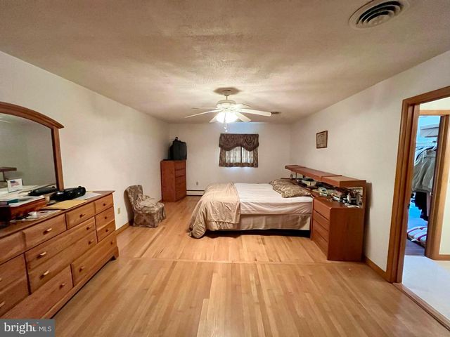 504 SWAN RD, Salisbury, MD 21801