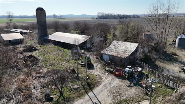 37603 E Cogswell Road, Sibley, MO 64088