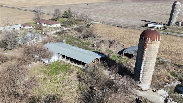 37603 E Cogswell Road, Sibley, MO 64088