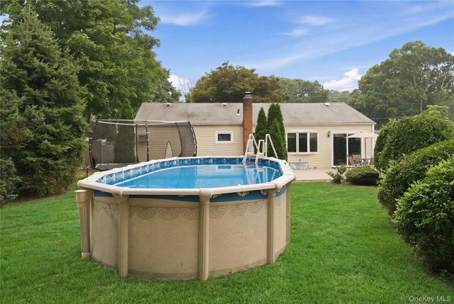115 Argyle Avenue, Selden, NY 11784