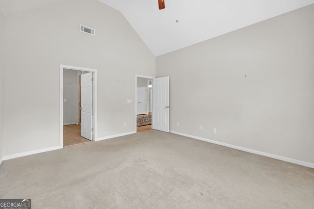 31 Thomaston Street, Newnan, GA 30263