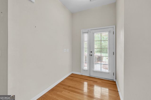 31 Thomaston Street, Newnan, GA 30263