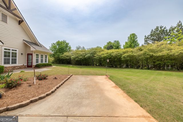 31 Thomaston Street, Newnan, GA 30263