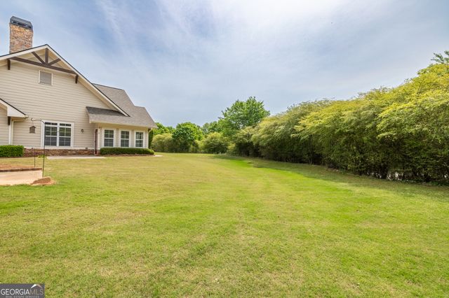 31 Thomaston Street, Newnan, GA 30263