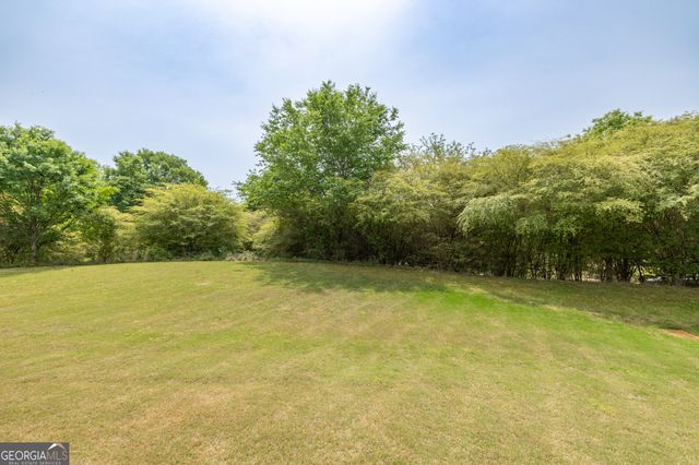 31 Thomaston Street, Newnan, GA 30263