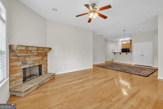 31 Thomaston Street, Newnan, GA 30263
