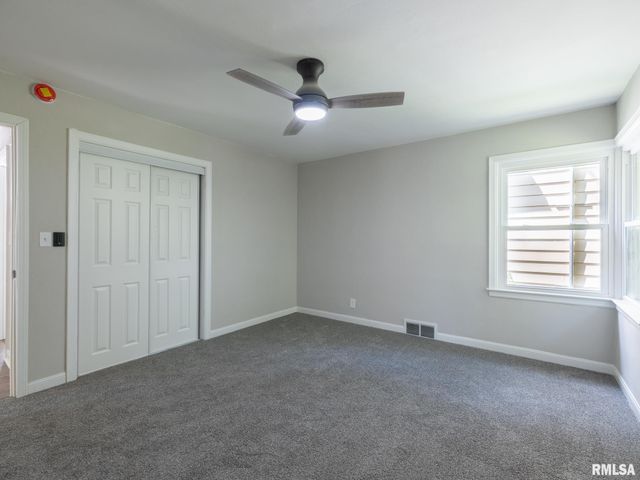 3122 N NORTH Street, Peoria, IL 61604