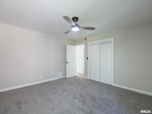 3122 N NORTH Street, Peoria, IL 61604