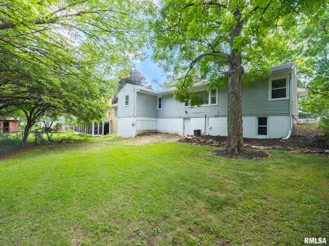 3122 N NORTH Street, Peoria, IL 61604