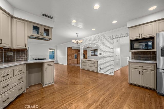 14132 Carfax, Tustin, CA 92780