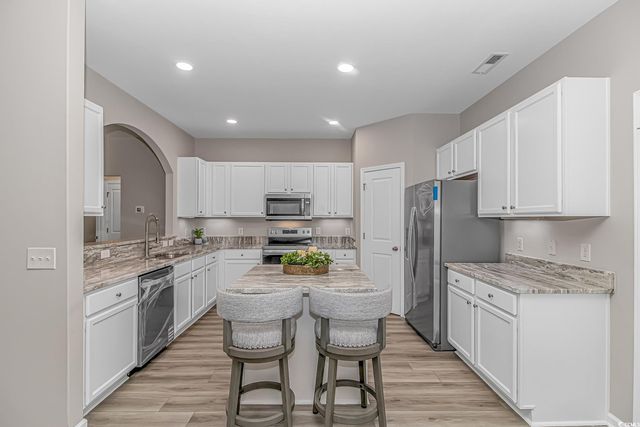 270 Moulton Dr., Longs, SC 29568