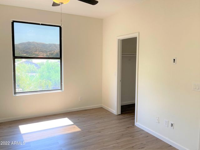112 W Milada Drive, Phoenix, AZ 85041