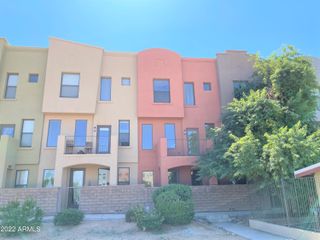 112 W Milada Drive, Phoenix, AZ 85041