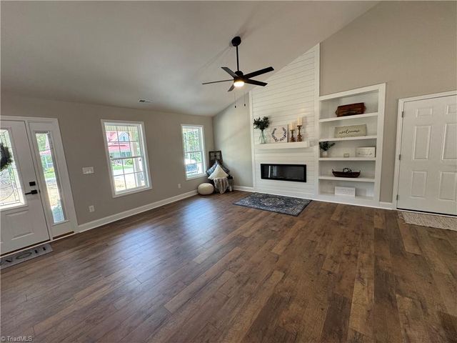 212 River Street, East Bend, NC 27018