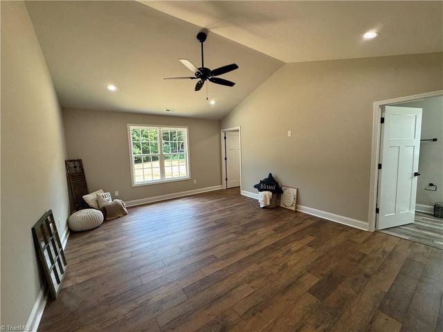 212 River Street, East Bend, NC 27018