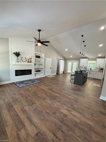 212 River Street, East Bend, NC 27018