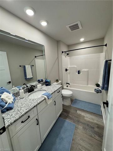 212 River Street, East Bend, NC 27018