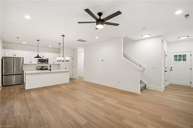 4450 Fernbrook Drive, Winston-salem, NC 27127